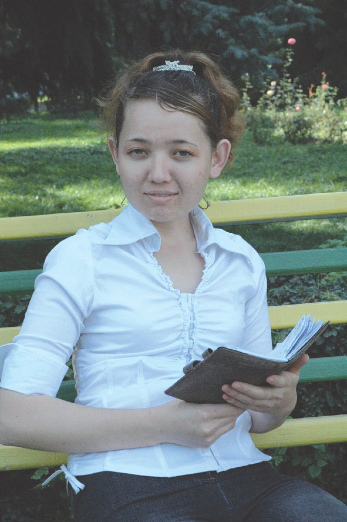 Лира Қоныс 