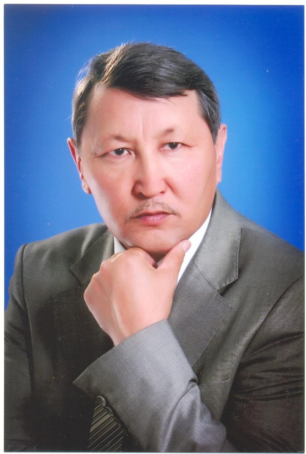 Толымбек Әбдірайым