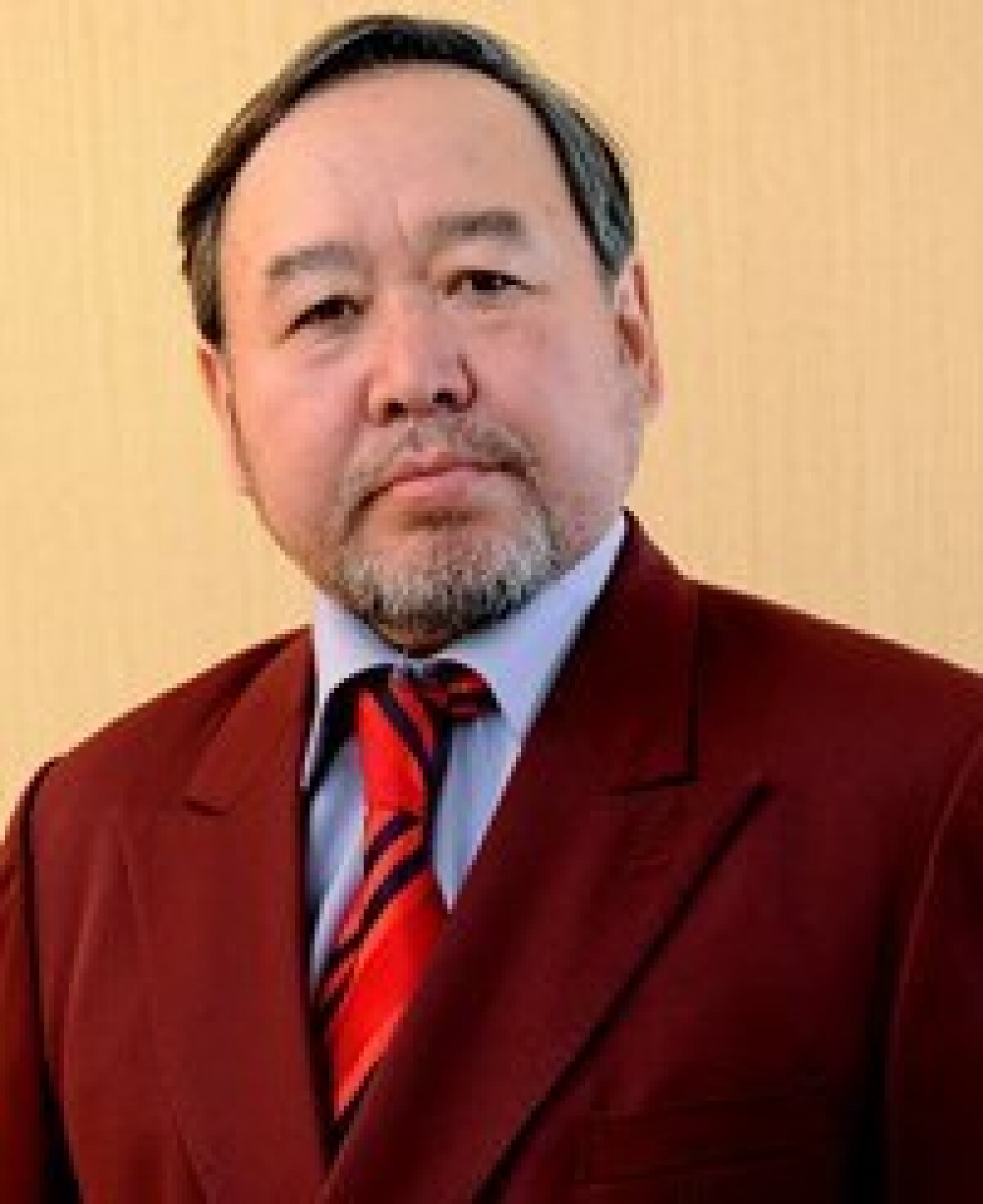 Сәдібек Түгел: Кешке қарай қазы жеп, қымыз ішіп жату керек - adebiportal.kz