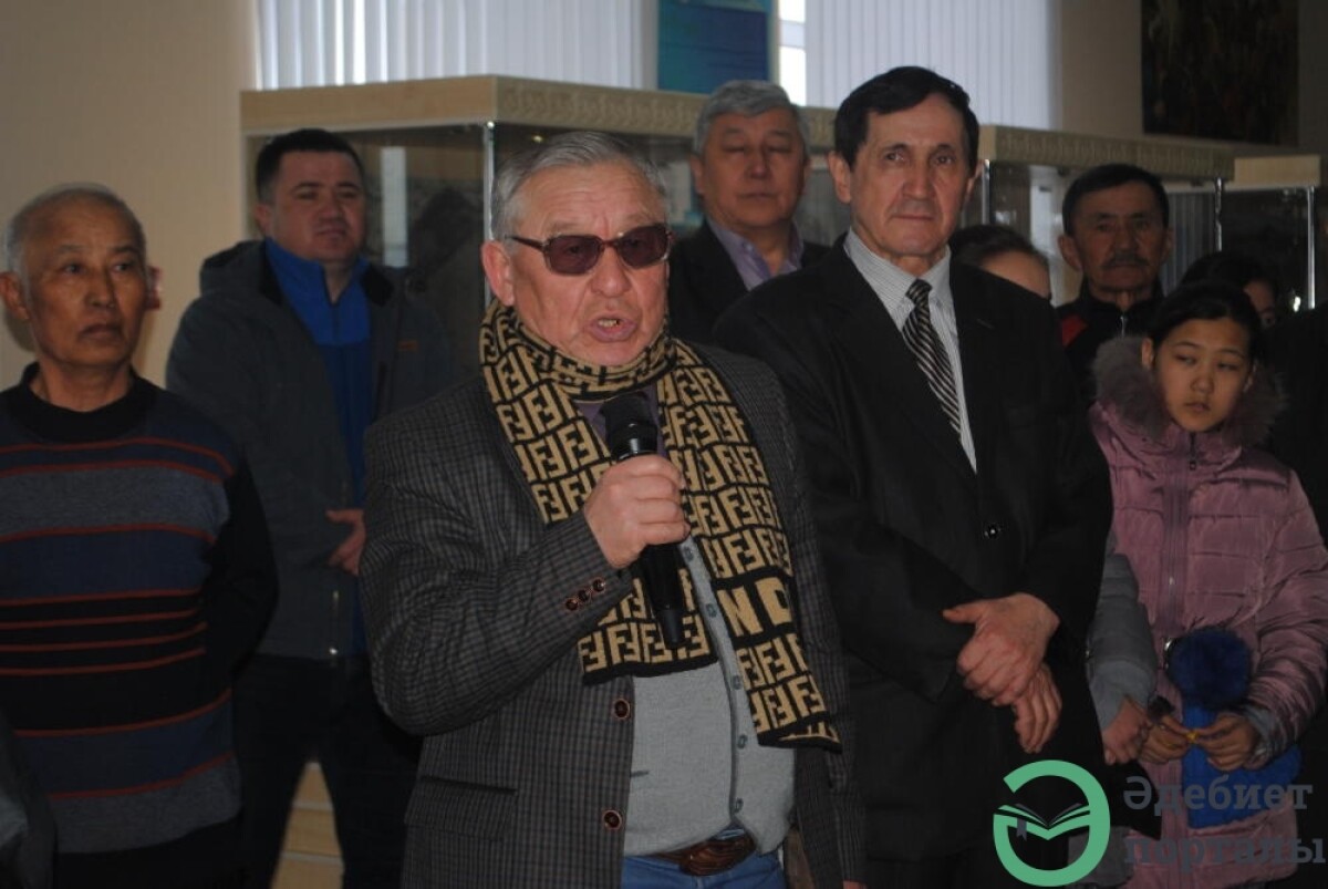 Төлеген Жанғалиев. Мен өлеңді өмірден алып жазатын ақынмын - adebiportal.kz