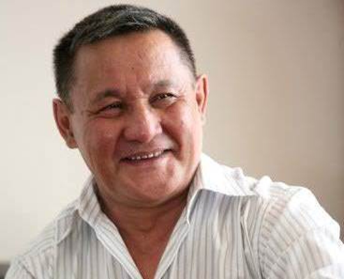 Серiк Ақсұңқарұлы: «Құдай келiп Қасымға сыбыр еттi...» - adebiportal.kz