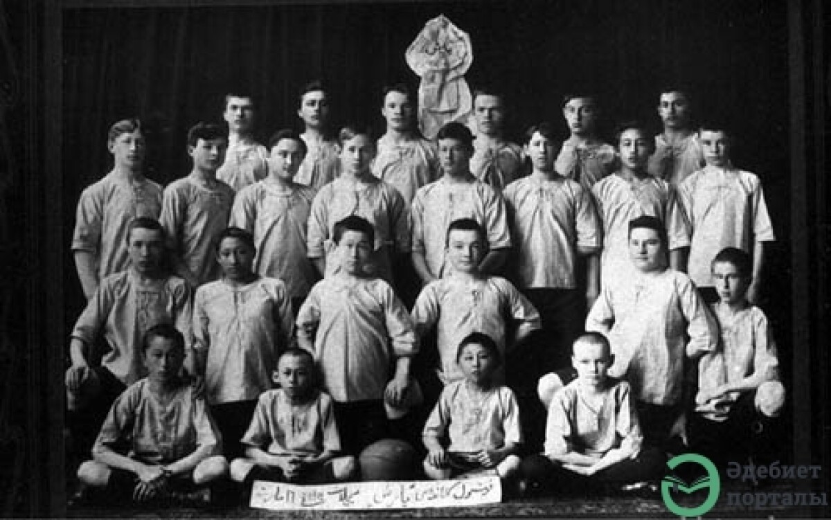 Келіс Рахымжанов. Мұхтар Әуезовтің оқушы кезі - adebiportal.kz