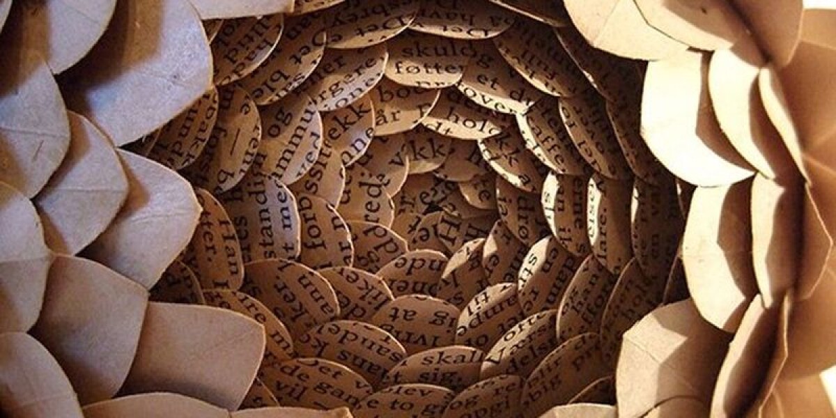 Потрясающие скульптуры из старых книг и комиксов - adebiportal.kz