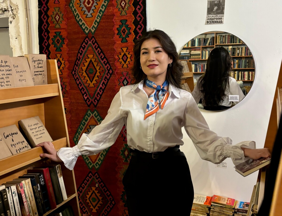 Curating kazakh literature: Asem’s journey with Lazy readers book club - adebiportal.kz