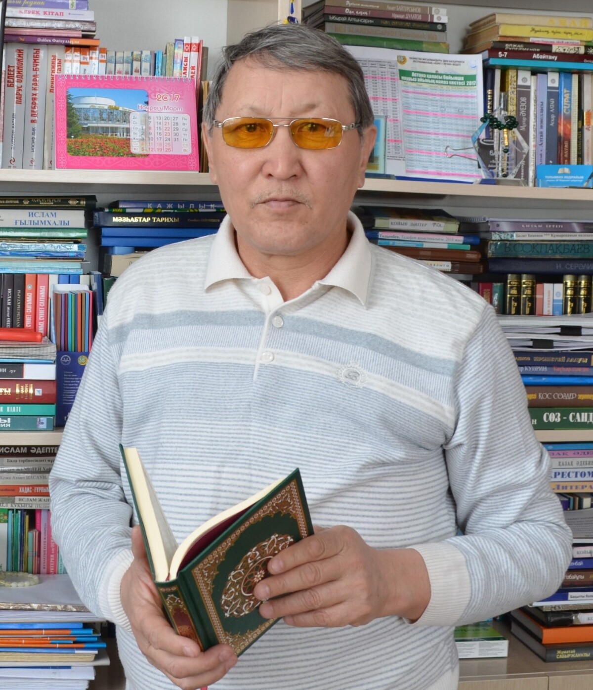 Толымбек Әбдірайым. Портрет - adebiportal.kz
