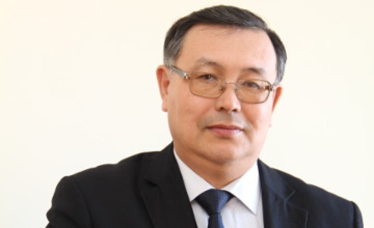 Мұрат Сабыр: Әбіш Кекілбаев және мемлекеттік тіл мүддесі - adebiportal.kz