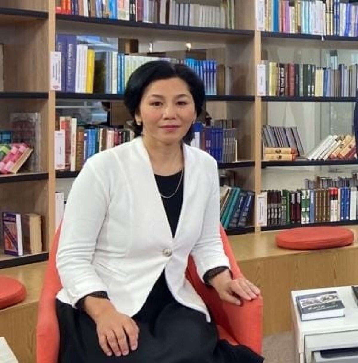 Постмодернизмнің басты ерекшелігі – эксперименттерге ашықтығында - adebiportal.kz