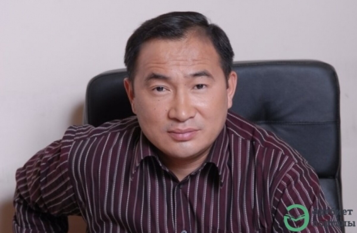 Didar Amantay and his novel ‘The Flowers and The Books' - adebiportal.kz