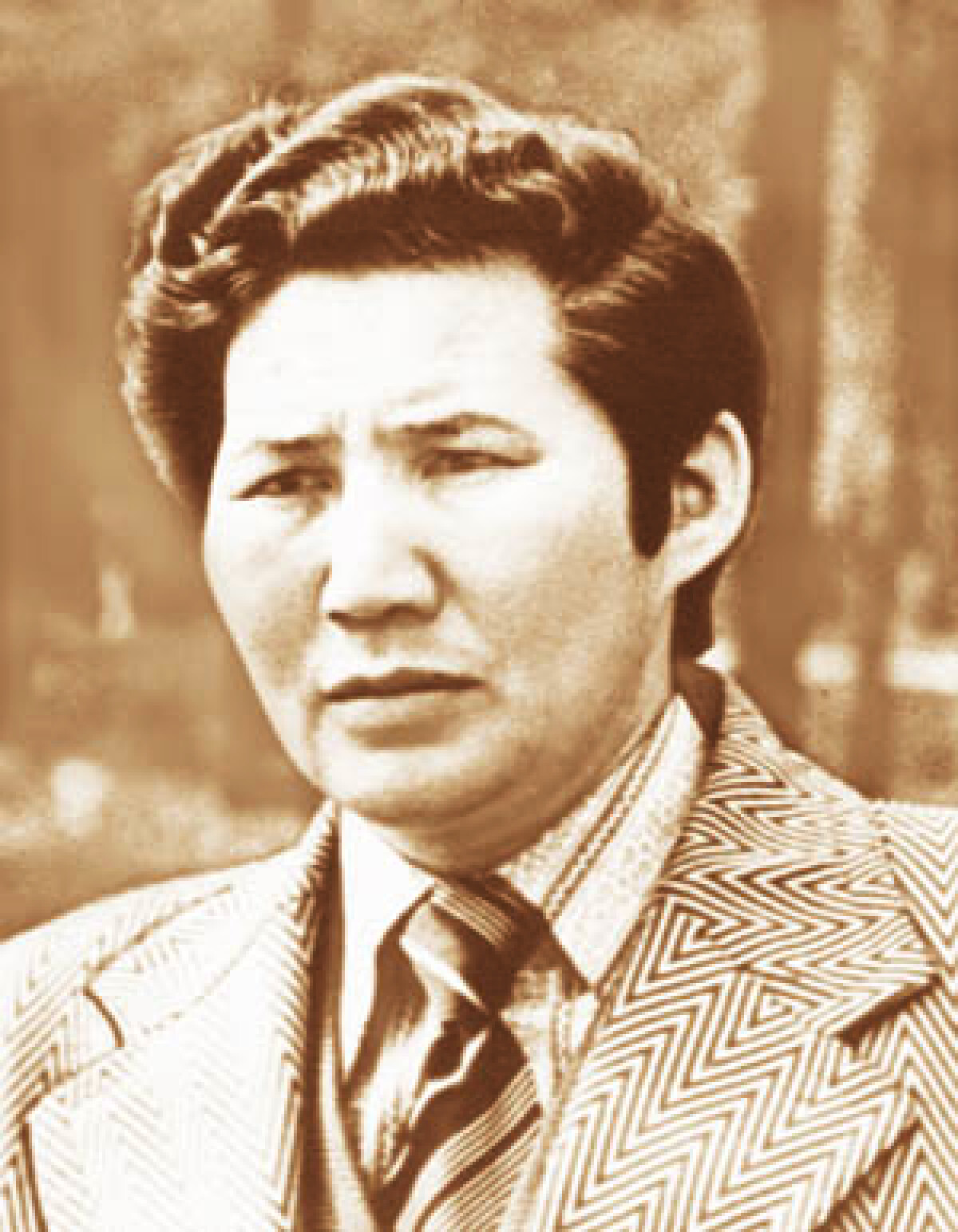 Жұмат ӘНЕСҰЛЫ: СӨЗБЕН СУРЕТ КЕСТЕЛЕГЕН ДАРА АҚЫН - adebiportal.kz