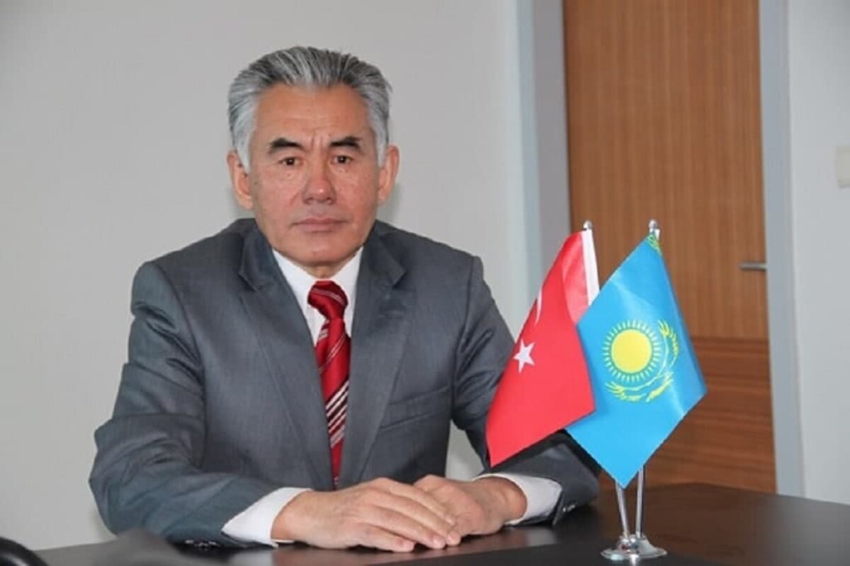 Ұлан Еркінбай. Тілдастан - adebiportal.kz