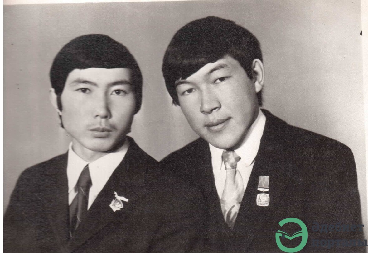 Фотографий из жизни Улыкбека Есдаулета - фото 14 - adebiportal.kz