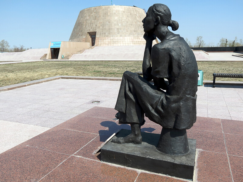 Day of Remembrance of the Victims of Political Repressions - фото 3 - adebiportal.kz