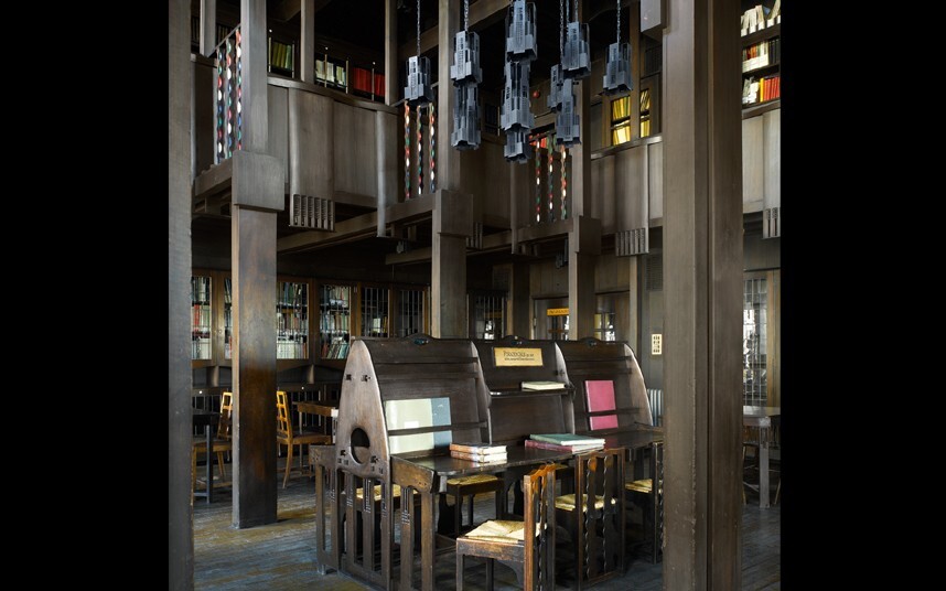 The most spectacular libraries in the world - фото 3 - adebiportal.kz