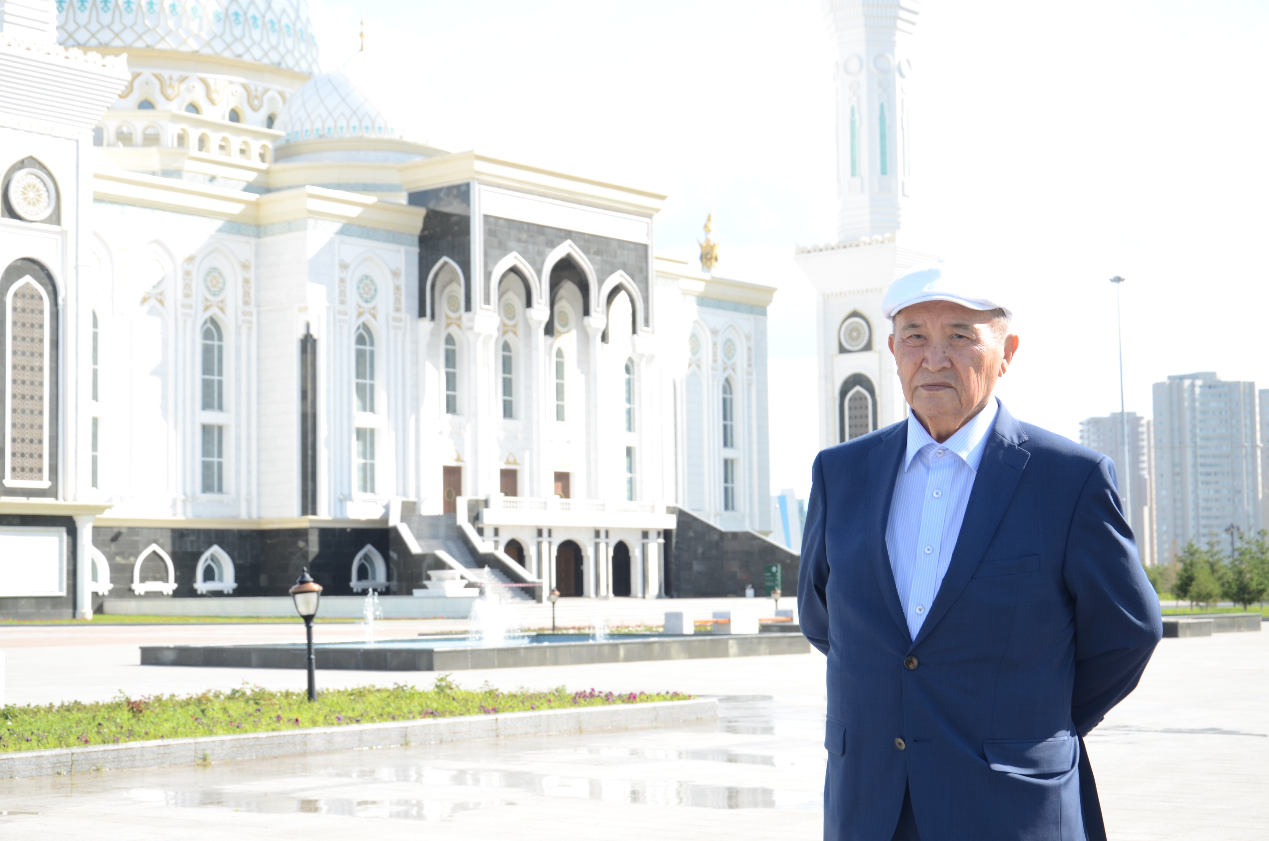 «Әдеби Астана» – Әкім Тарази - фото 5 - adebiportal.kz