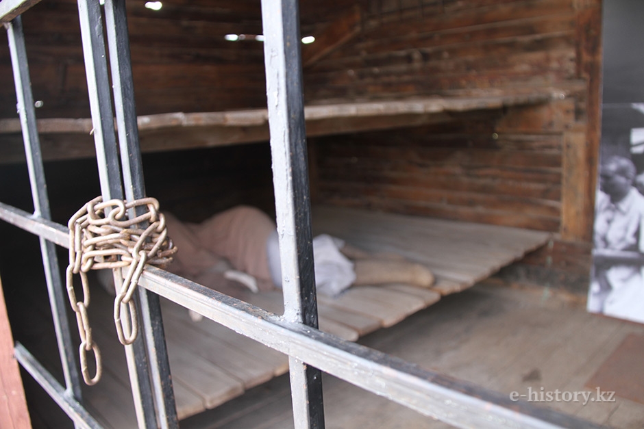 Day of Remembrance of the Victims of Political Repressions - фото 1 - adebiportal.kz