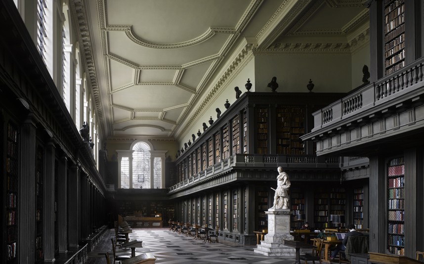 The most spectacular libraries in the world - фото 10 - adebiportal.kz