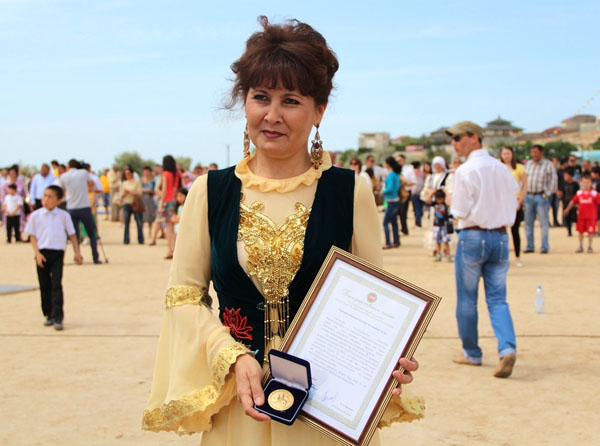 Sabantuj-Aktau2013-2.JPG